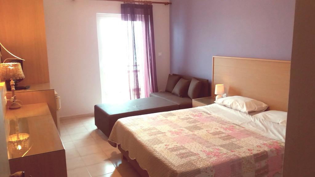 Akrogiali Kissamos Luaran gambar