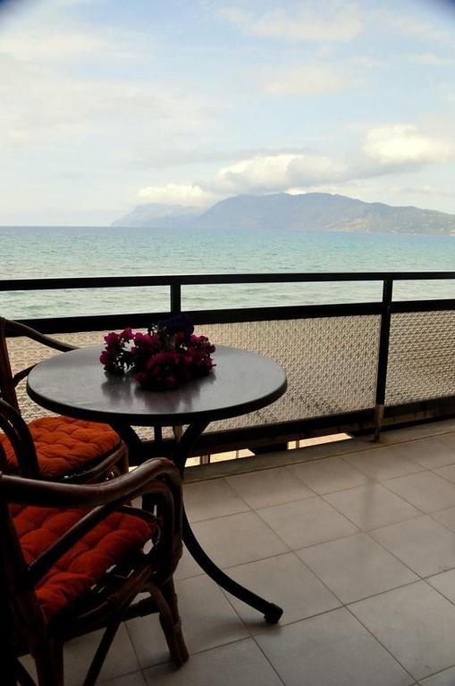 Akrogiali Kissamos Luaran gambar